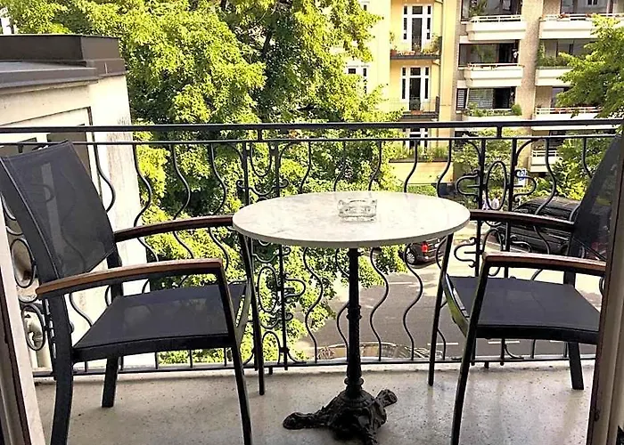 Aparthotel York 4*