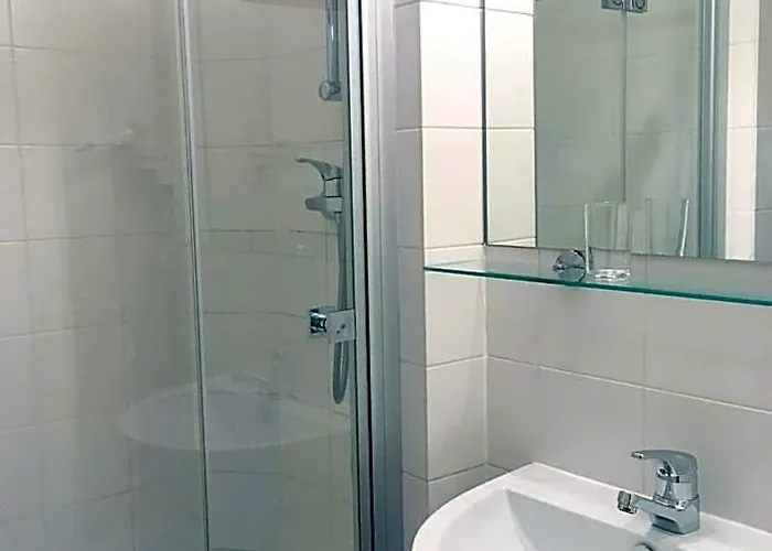 York Aparthotel 4*