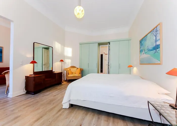 Aparthotel York 4*